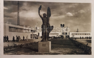 100 Kč PR Pohlednice Přerov POMNÍKY, CZE121999