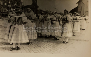 100 Kč UH Pohlednice Hluk KROJE, CZE125677