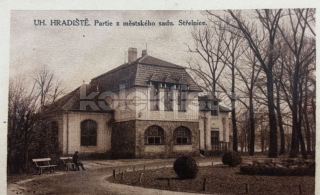 380 Kč UH Pohlednice Uherské Hradiště, CZE125726