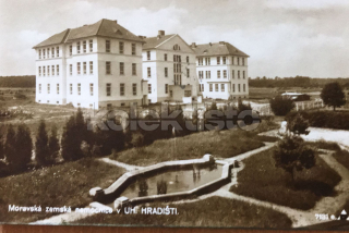 360 Kč UH Pohlednice Uherské Hradiště, CZE125795