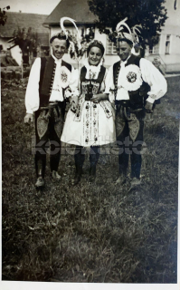 280 Kč UH Pohlednice Uherský Brod KROJE, CZE125829