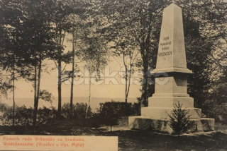 320 Kč UO Pohlednice Vraclav POMNÍKY, CZE126206