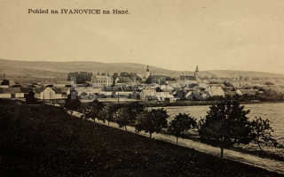 300 Kč VY Pohlednice Ivanovice na Hané, CZE126756