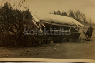 300 Kč GEN Pohlednice AUTOBUSY, GEN130105