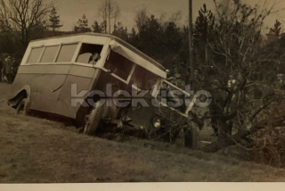 300 Kč GEN Pohlednice AUTOBUSY, GEN130107