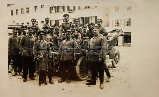 300 Kč GEN Pohlednice AUTOMOBILY OSOBNÍ, GEN130234