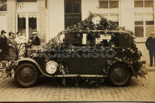 350 Kč GEN Pohlednice AUTOMOBILY OSOBNÍ, GEN130268