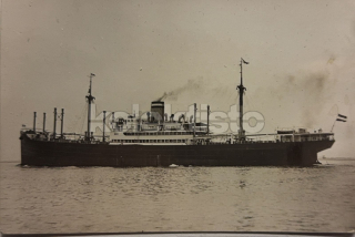 400 Kč GEN Pohlednice LODĚ OSOBNÍ A NÁKLADNÍ, GEN131368