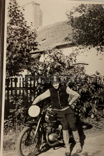 300 Kč GEN Pohlednice MOTOCYKLY, GEN131878