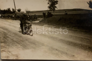 400 Kč GEN Pohlednice MOTOCYKLY, GEN131890