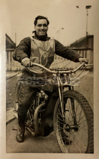 550 Kč GEN Pohlednice MOTOCYKLY, GEN131899