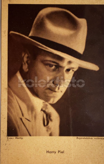 75 Kč GEN Pohlednice FILM STARS, GEN134586
