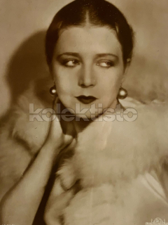 100 Kč GEN Pohlednice FILM STARS, GEN134958