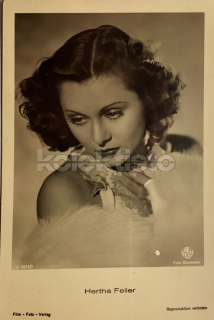 100 Kč GEN Pohlednice FILM STARS, GEN135042