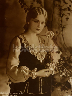 100 Kč GEN Pohlednice FILM STARS, GEN135115