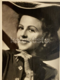 100 Kč GEN Pohlednice FILM STARS, GEN135216