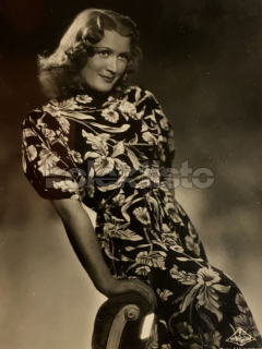 100 Kč GEN Pohlednice FILM STARS, GEN135350