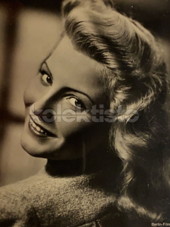 100 Kč GEN Pohlednice FILM STARS, GEN135473