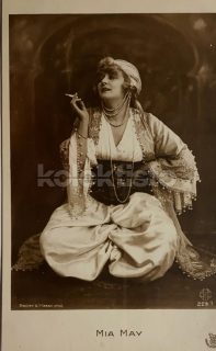 100 Kč GEN Pohlednice FILM STARS, GEN135488