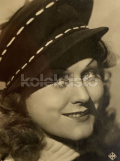 100 Kč GEN Pohlednice FILM STARS, GEN135575