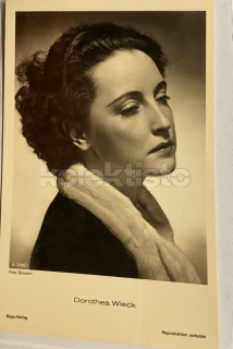 100 Kč GEN Pohlednice FILM STARS, GEN135824