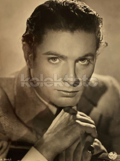 100 Kč GEN Pohlednice FILM STARS, GEN136069