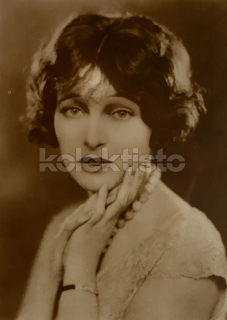 150 Kč GEN Pohlednice FILM STARS, GEN136481