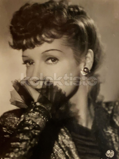 150 Kč GEN Pohlednice FILM STARS, GEN136662