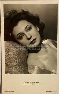 150 Kč GEN Pohlednice FILM STARS, GEN136695
