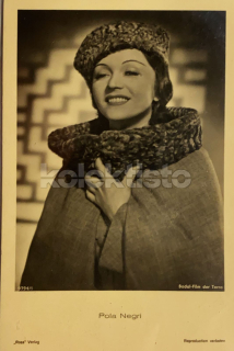 150 Kč GEN Pohlednice FILM STARS, GEN136714
