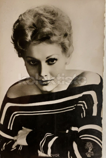 150 Kč GEN Pohlednice FILM STARS, GEN136716