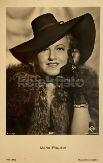 150 Kč GEN Pohlednice FILM STARS, GEN136719