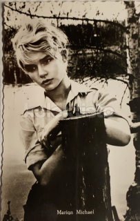 150 Kč GEN Pohlednice FILM STARS, GEN136911