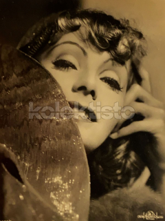 300 Kč GEN Pohlednice FILM STARS, GEN137270