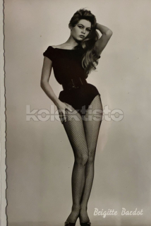 300 Kč GEN Pohlednice FILM STARS, GEN137292