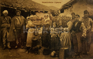 650 Kč GEN Pohlednice CIKÁNI, GEN137411