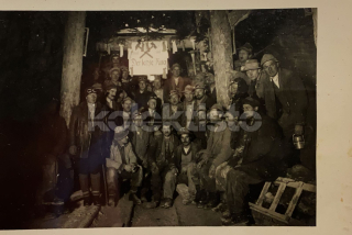 300 Kč GEN Pohlednice HORNÍCI, GEN137775
