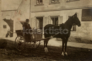 650 Kč GEN Pohlednice KOČÍ, GEN138077