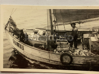 350 Kč GEN Pohlednice RYBÁŘI, GEN138598
