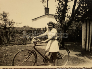 150 Kč GEN Pohlednice CYKLISTIKA, GEN140925
