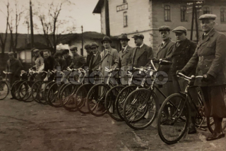 300 Kč GEN Pohlednice CYKLISTIKA, GEN140964