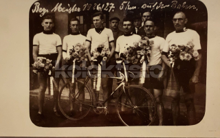 400 Kč GEN Pohlednice CYKLISTIKA, GEN141002