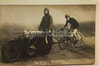 800 Kč GEN Pohlednice CYKLISTIKA, GEN141041