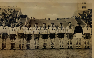 300 Kč GEN Pohlednice FOTBAL, GEN141116