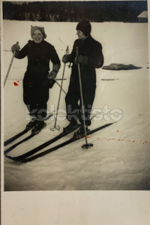 250 Kč GEN Pohlednice LYŽOVÁNÍ, GEN141229