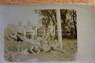 300 Kč GEN Pohlednice PLAVÁNÍ, GEN141353