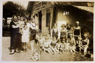 550 Kč GEN Pohlednice PLAVÁNÍ, GEN141391