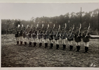 400 Kč GEN Pohlednice 2.VÁLKA, GEN142087