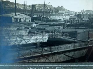 250 Kč GEN Foto LEGIE, GEN142338