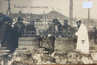 650 Kč GEN Pohlednice LEGIE, GEN142481